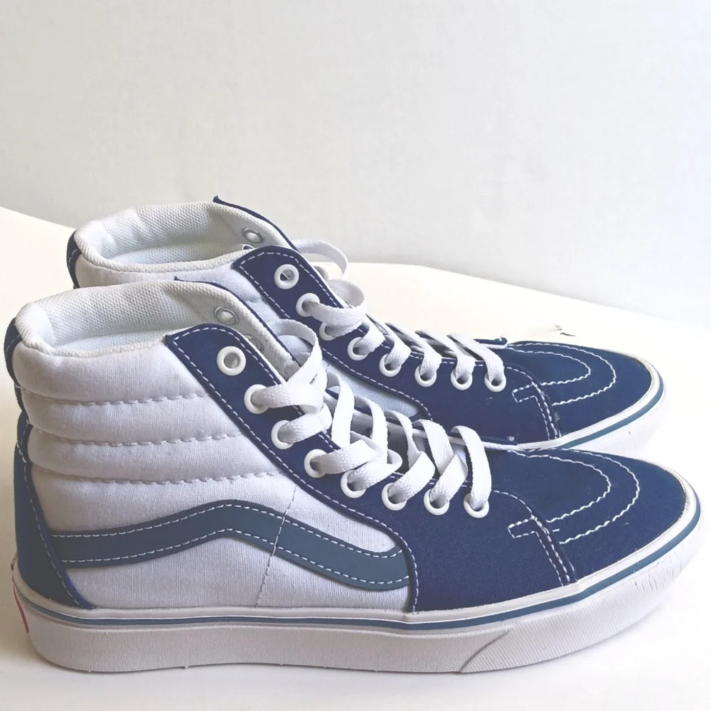 VANS  SNEAKERS - Picture 4 of 5